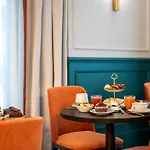 Glimpse Hotel