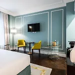 Hotel Glimpse 4*