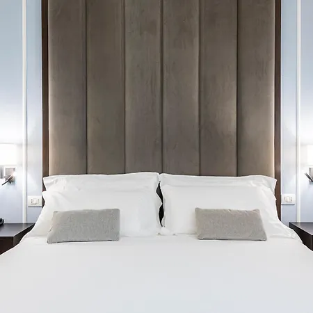 Glimpse Hotel Florencia