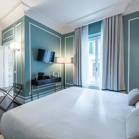 Glimpse Otel 4*