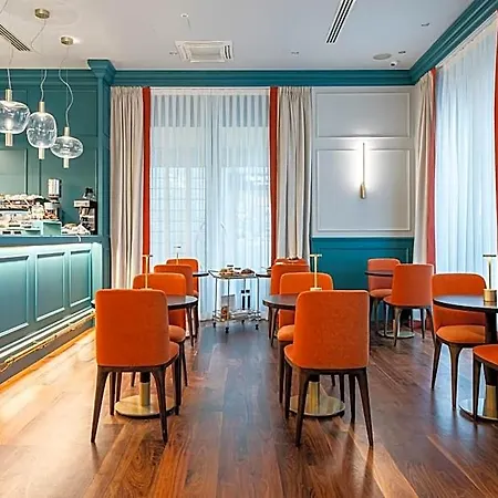 Glimpse Hotel