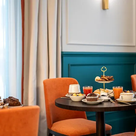 Glimpse Hotel