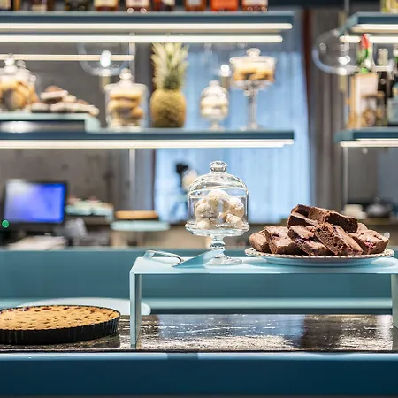 Hotel Glimpse