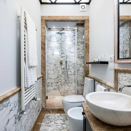 ホテル Glimpse 4*