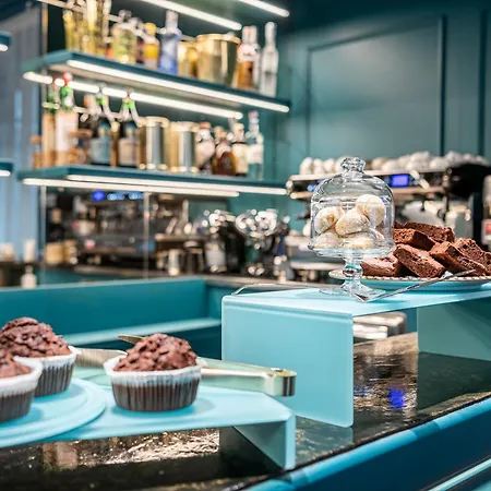 ホテル Glimpse 4*